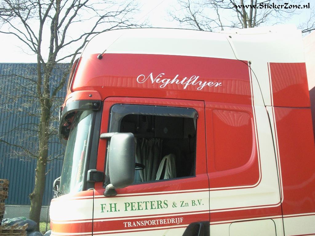 Nightflyer sticker op Vrachtwagen