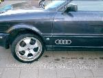 Voorbeeld van een Audi met Audi Ringen op de deuren