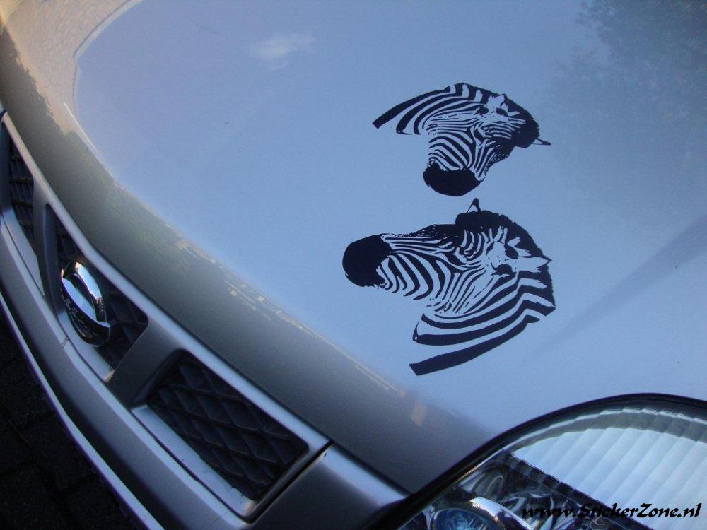 Nissan X-Trail met super te gekke Zebra stickers