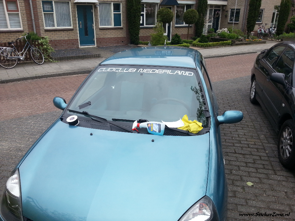 Renault Clio met Clio Club Nederland sticker