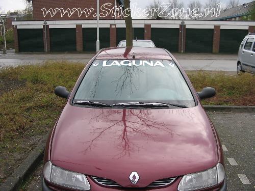 Renault Laguna met Raamsticker en logo's