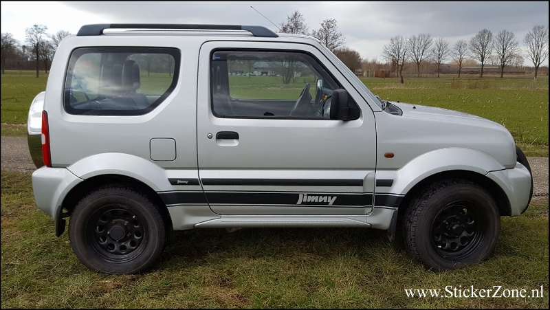 Suzuki Jimny met Jimny striping